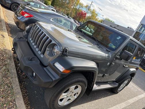 2020 Jeep Wrangler Sport