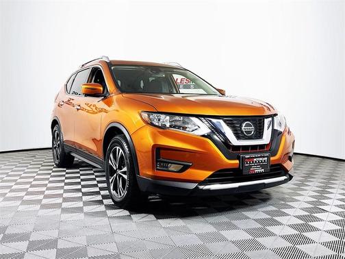 2020 Nissan Rogue SV