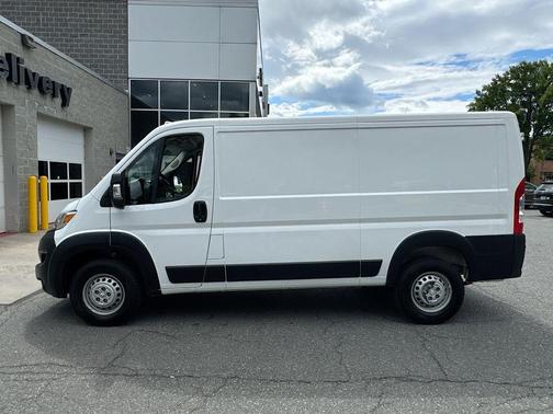 Bright White Clearcoat 2025 RAM ProMaster 2500 Base