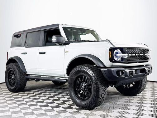 Cactus Green / Gray 2023 Ford Bronco Wildtrak