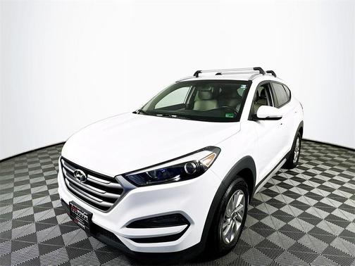 2017 Hyundai TUCSON SE Plus