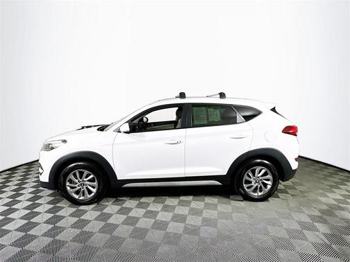 2017 Hyundai TUCSON SE Plus