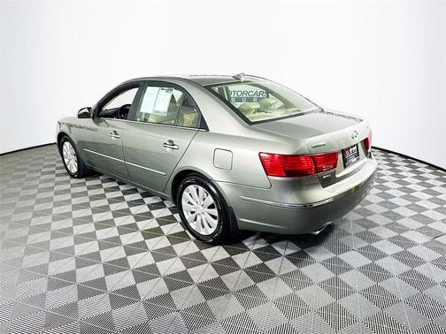 2010 Hyundai SONATA Limited