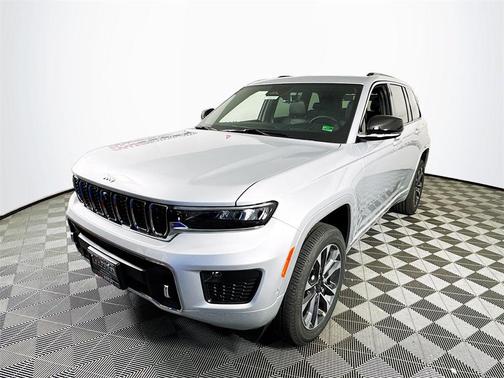 2025 Jeep Grand Cherokee Overland