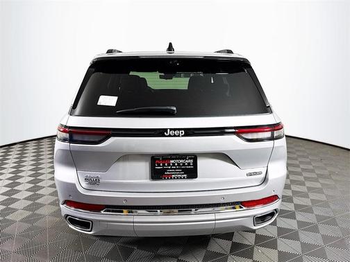 2025 Jeep Grand Cherokee Overland