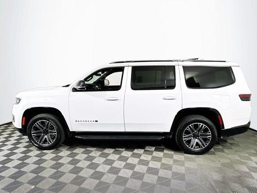 Bright White Clearcoat 2024 Jeep Wagoneer Series II