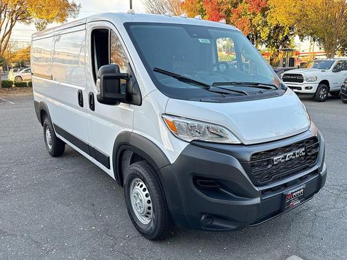 2026 RAM ProMaster 1500 Low Roof