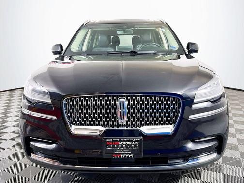 Infinite Black Metallic 2022 Lincoln Aviator Reserve AWD