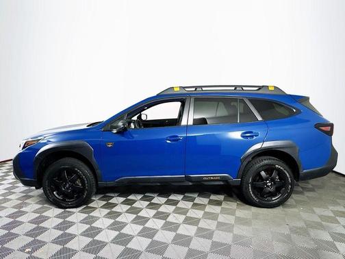 Ice Silver Metallic 2023 Subaru Outback Wilderness