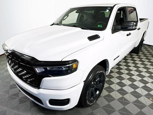 Bright White Clearcoat 2025 RAM 1500 Big Horn/Lone Star