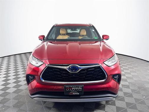 2021 Toyota Highlander Hybrid Platinum