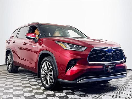 2021 Toyota Highlander Hybrid Platinum