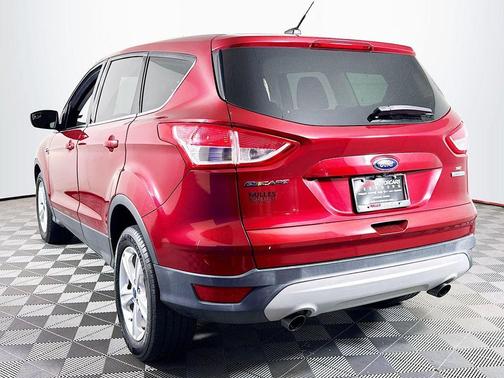 Ruby Red Tinted Clearcoat 2014 Ford Escape SE