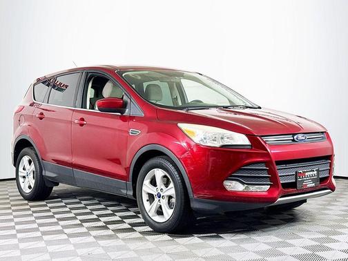 Ruby Red Tinted Clearcoat 2014 Ford Escape SE