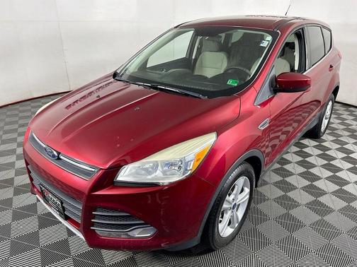 Ruby Red Tinted Clearcoat 2014 Ford Escape SE