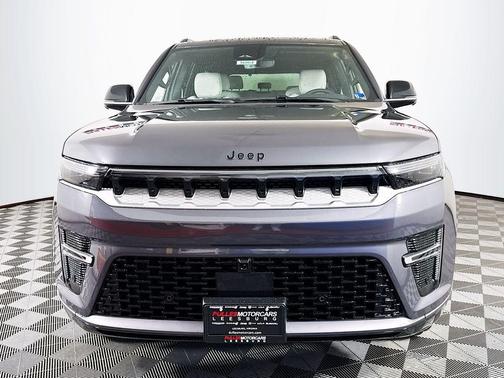 Metallic 2026 Jeep Grand Wagoneer Base