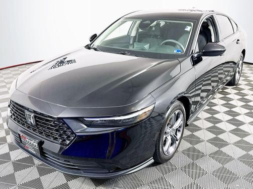 Crystal Black Pearl 2023 Honda Accord EX