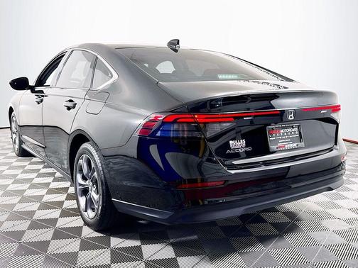 Crystal Black Pearl 2023 Honda Accord EX