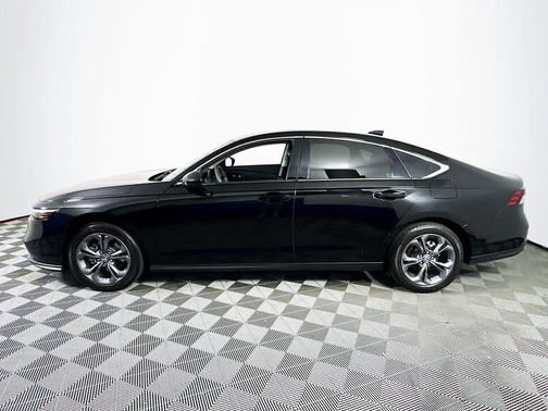 Crystal Black Pearl 2023 Honda Accord EX