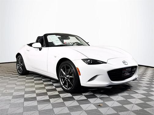2016 Mazda MX-5 Miata Grand Touring