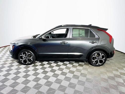 Dark Gray 2025 Kia Niro SX Touring