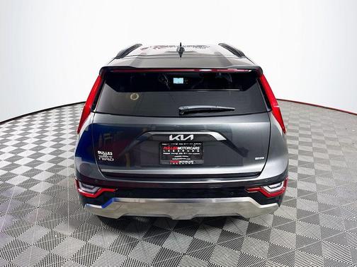 Dark Gray 2025 Kia Niro SX Touring