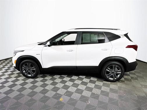 2022 Kia Seltos S