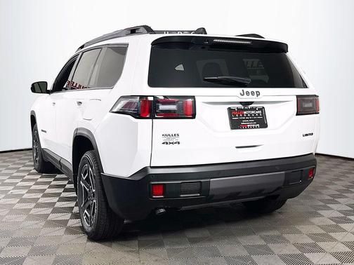 Bright White Clearcoat 2026 Jeep Cherokee Limited
