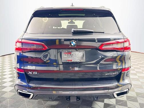 Black Sapphire Metallic 2019 BMW X5 xDrive40i