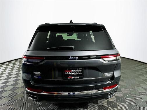 2024 Jeep Grand Cherokee 4xe Overland