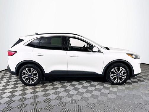 Star White 2021 Ford Escape SEL