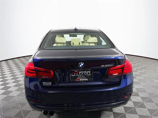 2017 BMW 330 i