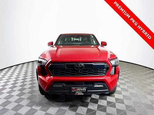 2024 Toyota Tacoma Hybrid TRD