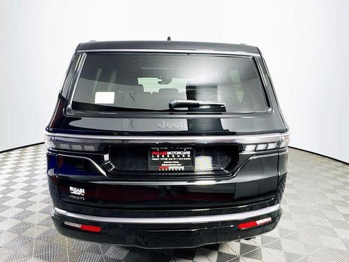 2026 Jeep Grand Wagoneer 