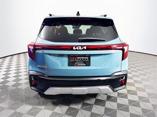2025 Kia Seltos EX