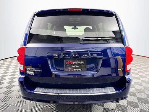 True Blue Pearlcoat 2014 Dodge Grand Caravan SXT
