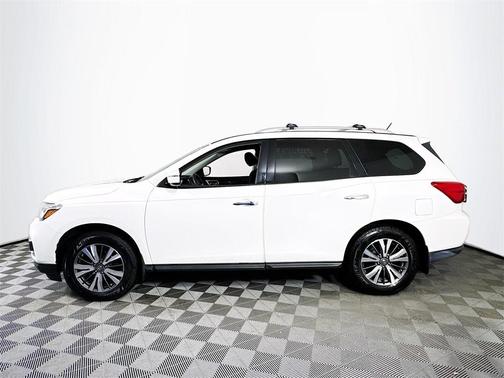2017 Nissan Pathfinder S