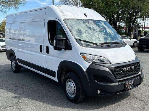 Bright White Clearcoat 2025 RAM ProMaster 2500 High Roof