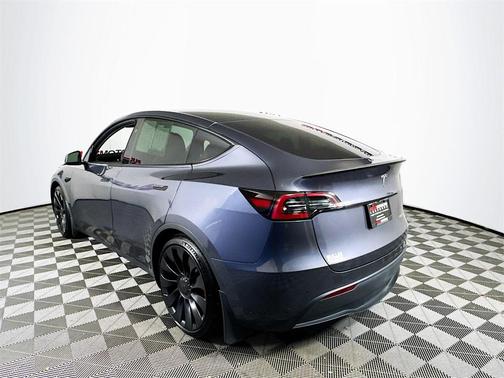 2023 Tesla Model Y Performance