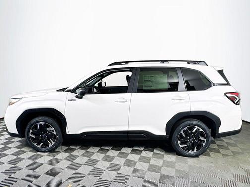 White Pearl 2026 Subaru Forester Premium