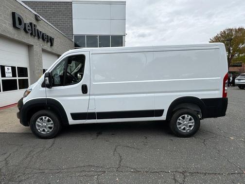 Bright White Clearcoat 2026 RAM ProMaster 1500 Low Roof
