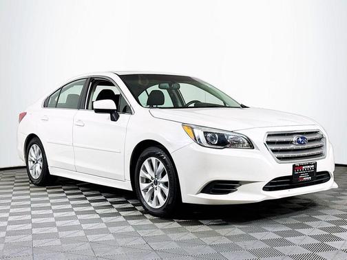 Crystal White Pearl 2017 Subaru Legacy 2.5i Premium