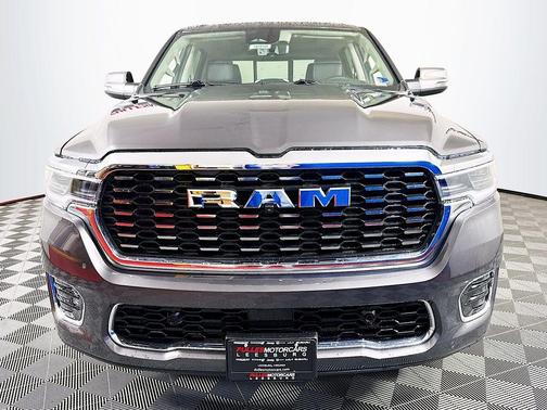Crystal Metallic 2026 RAM 1500 Tungsten