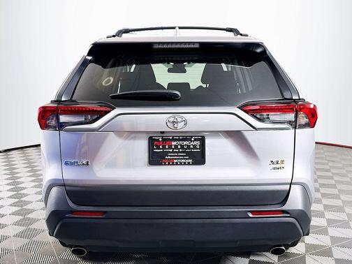 Silver Sky Metallic 2025 Toyota RAV4 XLE
