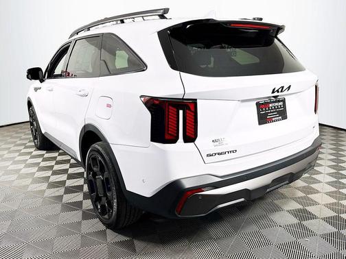 2025 Kia Sorento SX