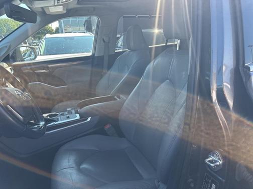 2021 Toyota Highlander Hybrid Limited