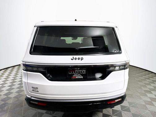Bright White Clearcoat 2026 Jeep Grand Wagoneer Base