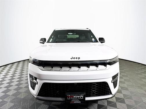 2026 Jeep Grand Wagoneer Base