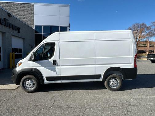 2026 RAM ProMaster 1500 Base