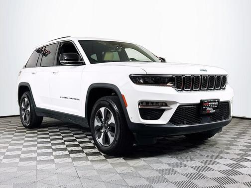 Bright White Clearcoat 2022 Jeep Grand Cherokee 4xe Base